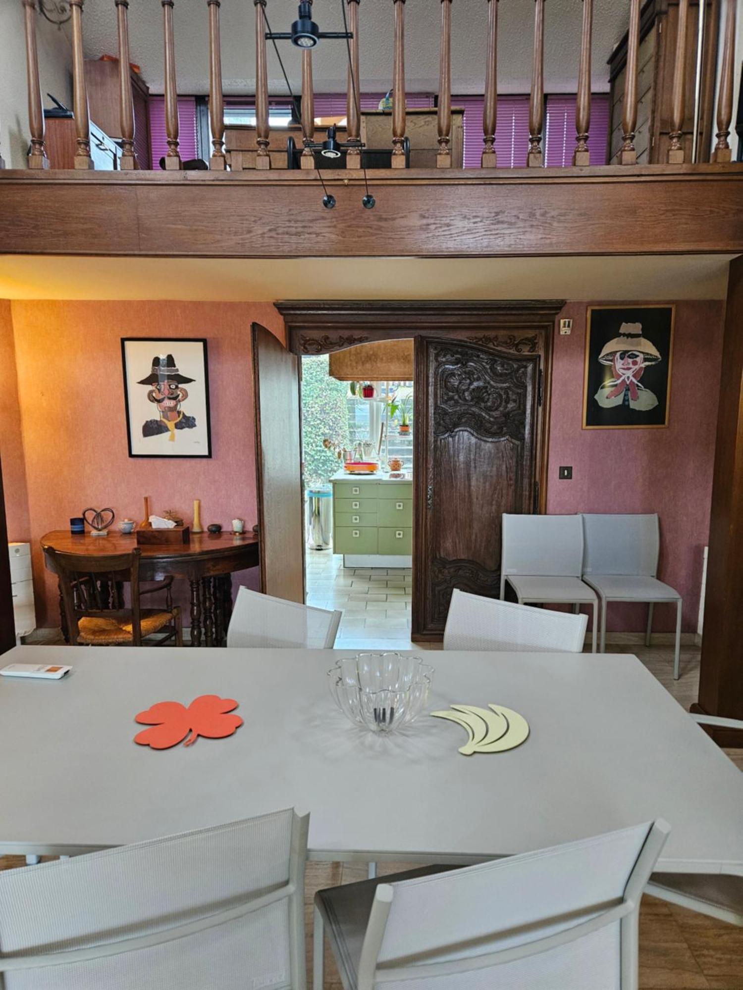 Chez Marcelle Et Claude *